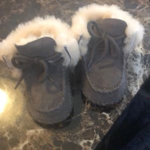Infant boots good condition like new